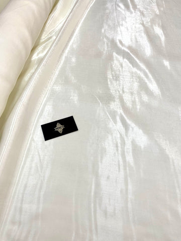 Folyékony Satin Fix Krém Világos