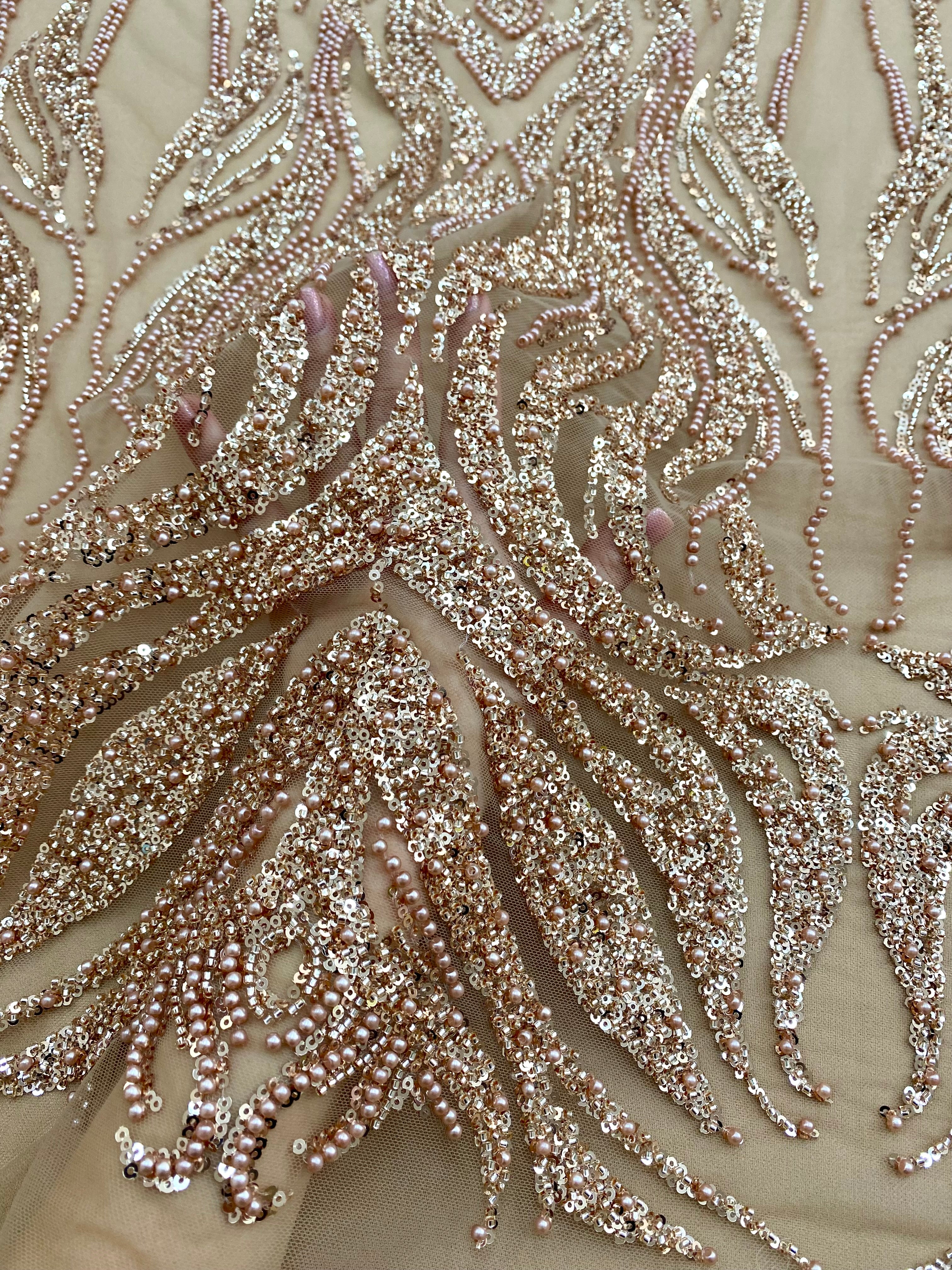 Dantela Couture Auriu Rose cu Model Geometric, cu Perle, Margele si Paiete