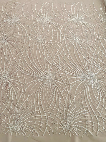 Dantela Couture Ivory geometriai mintával, gyöngyökkel, gyöngyöcskékkel és flitterekkel