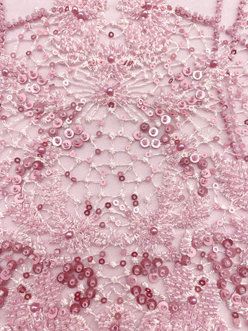 Dantela Couture Roz cu Model Geometric, cu Perle, Margele si Paiete