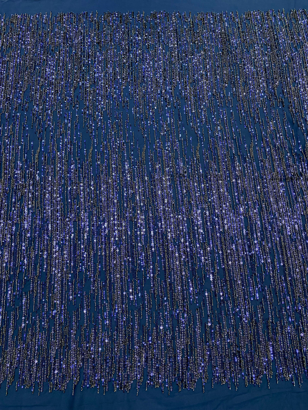 Dantela Couture Bleumarin cu Model Liniar, cu Margele si Paiete