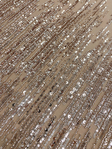 Dantela Couture Arany Rose lineáris mintával, gyöngyökkel és flitterekkel