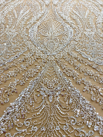Dantela Couture Argintie pe Tulle Nude cu Model Geometric, cu Perle, Margele si Paiete