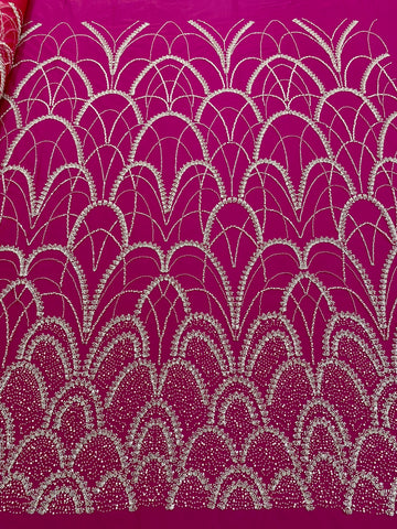 Dantela Couture Argintie cu Tulle Fucsia cu Model Geometric, cu Perle, Margele Si Paiete