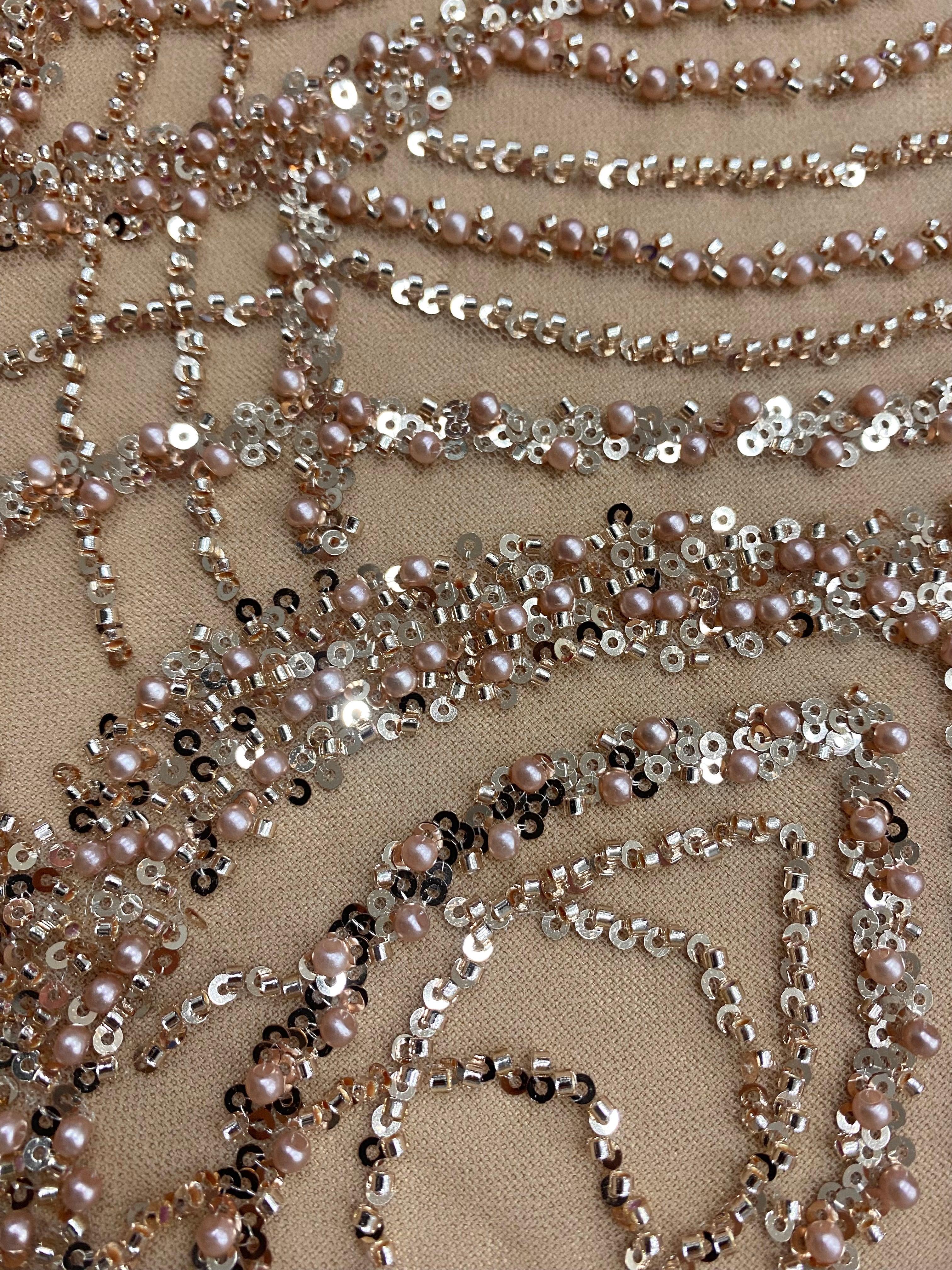 Dantela Couture Auriu Rose cu Perle, Margele si Paiete