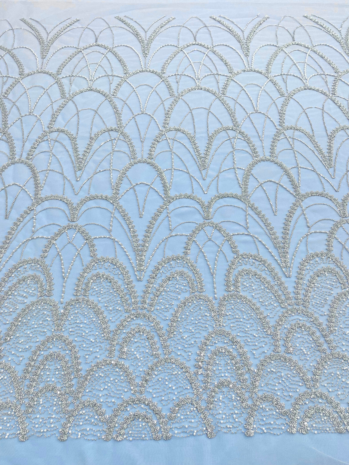 Dantela Couture Argintie cu Tulle Baby Blue cu Model Geometric, cu Perle, Margele Si Paiete