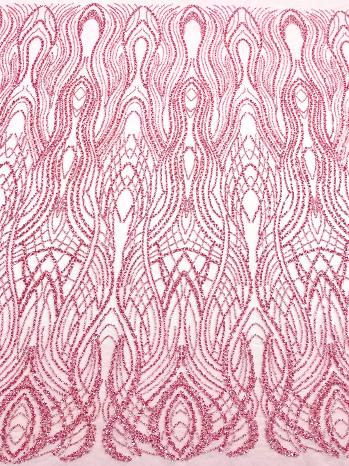 Dantela Couture Roz cu Perle, Margele si Paiete