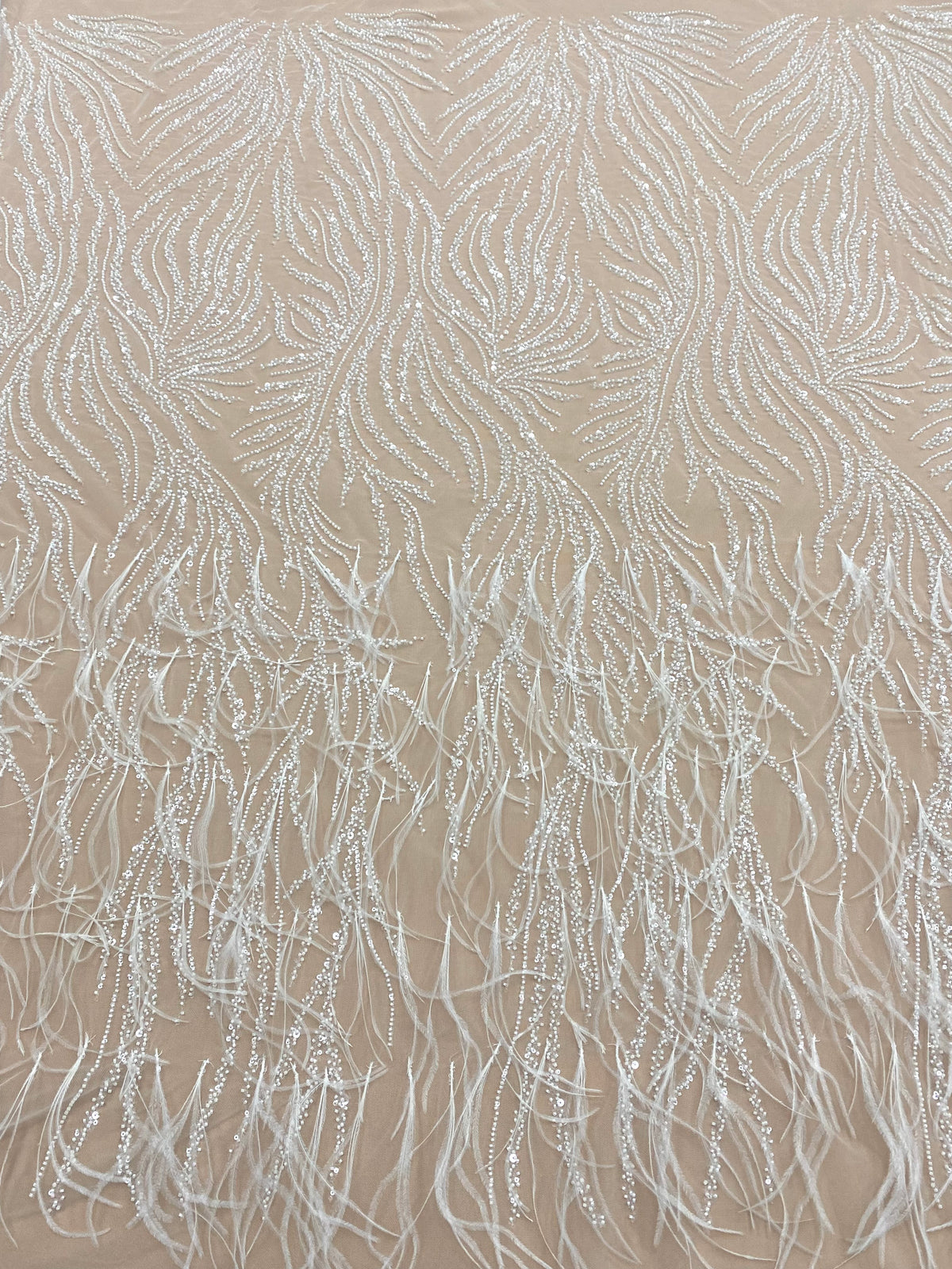 Dantela Couture Ivory cu Pene de Strut, cu Siraguri, cu Margele si Paiete