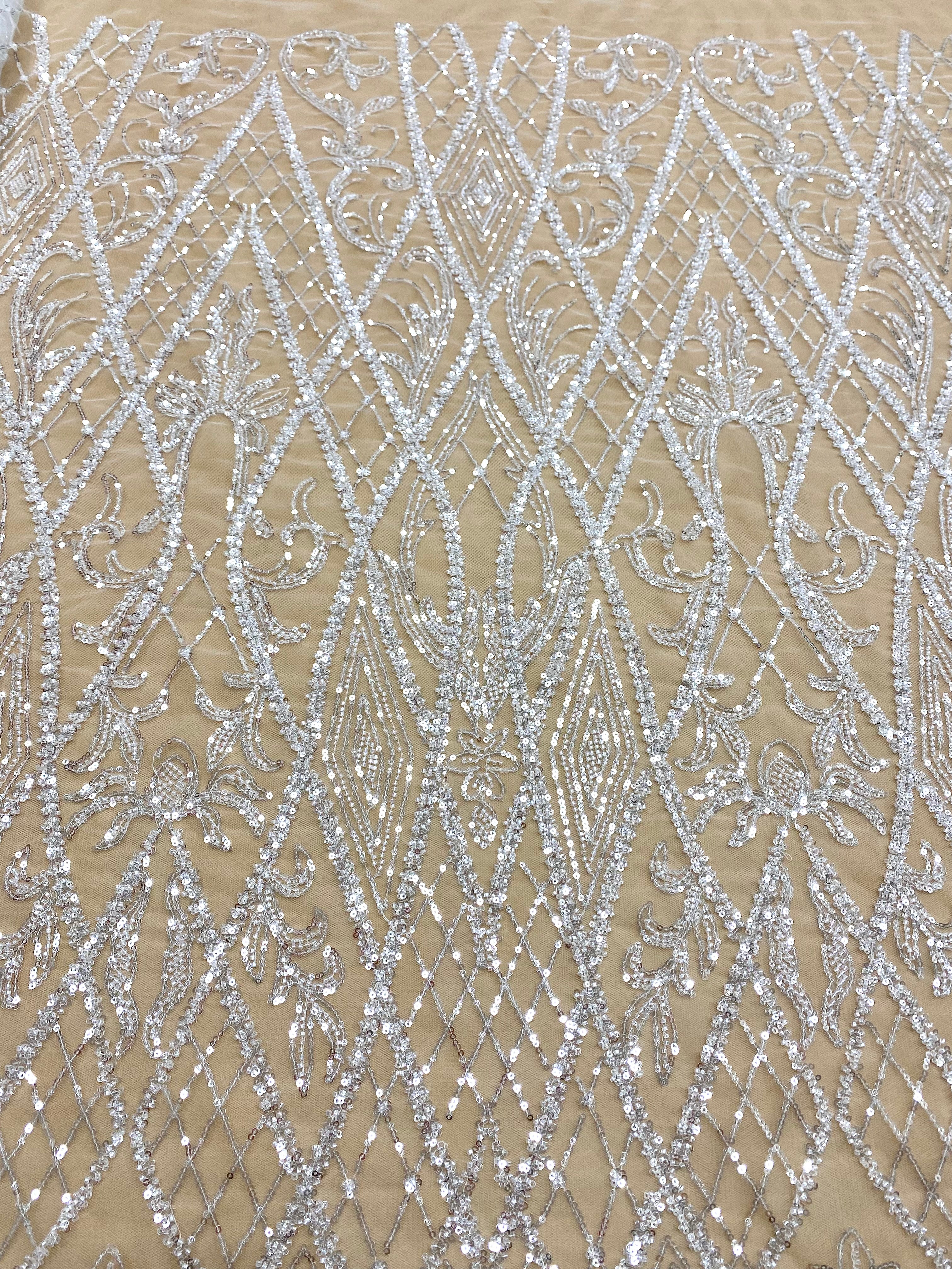 Dantela Couture Diamond Geometriai Modell, Gyöngyökkel és Flitterekkel