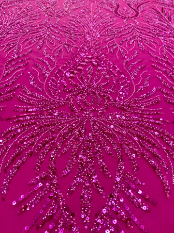 Dantela Couture Fucsia geometriai mintával, gyöngyökkel és flitterekkel