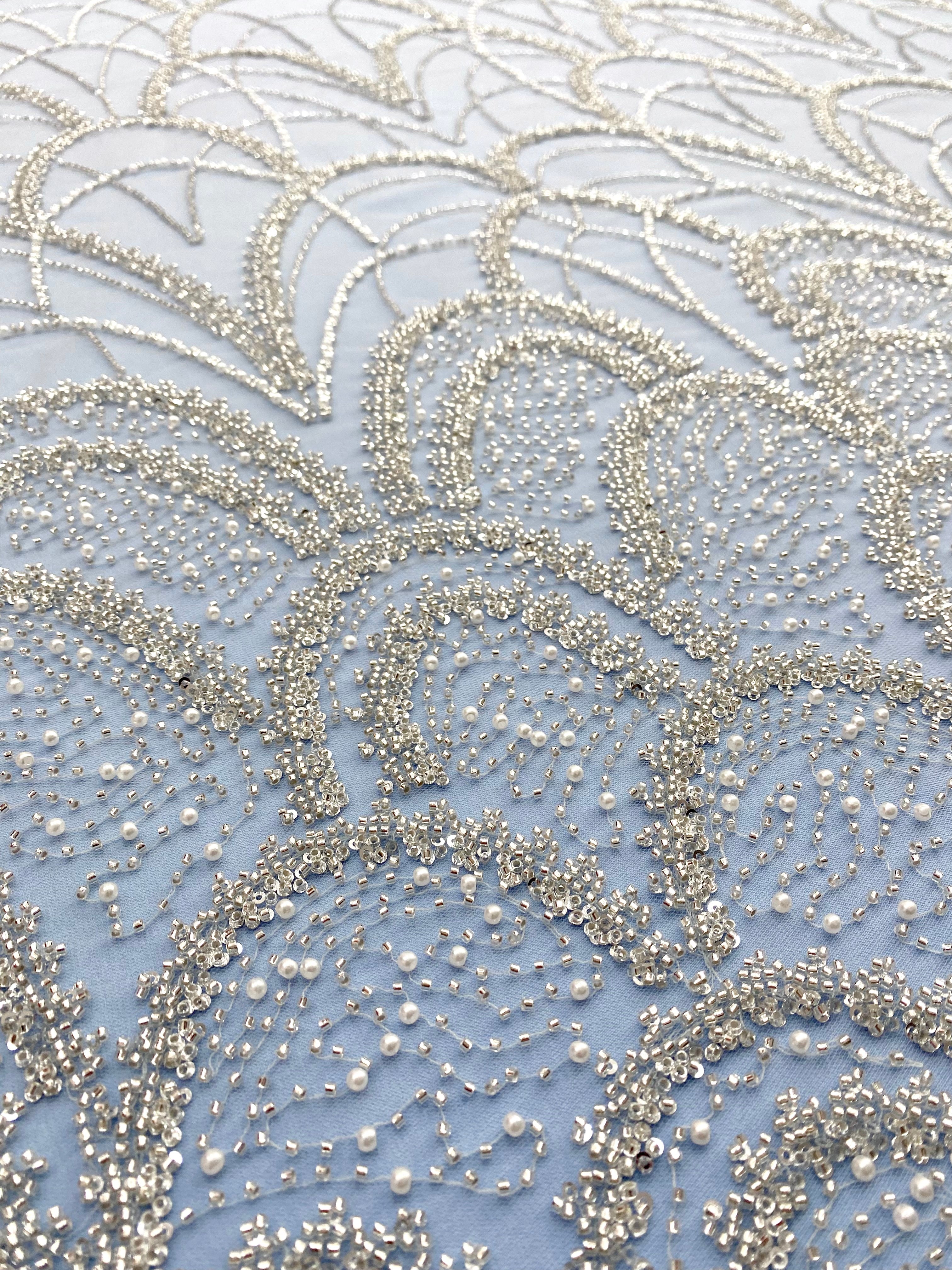 Dantela Couture Argintie cu Tulle Baby Blue cu Model Geometric, cu Perle, Margele Si Paiete
