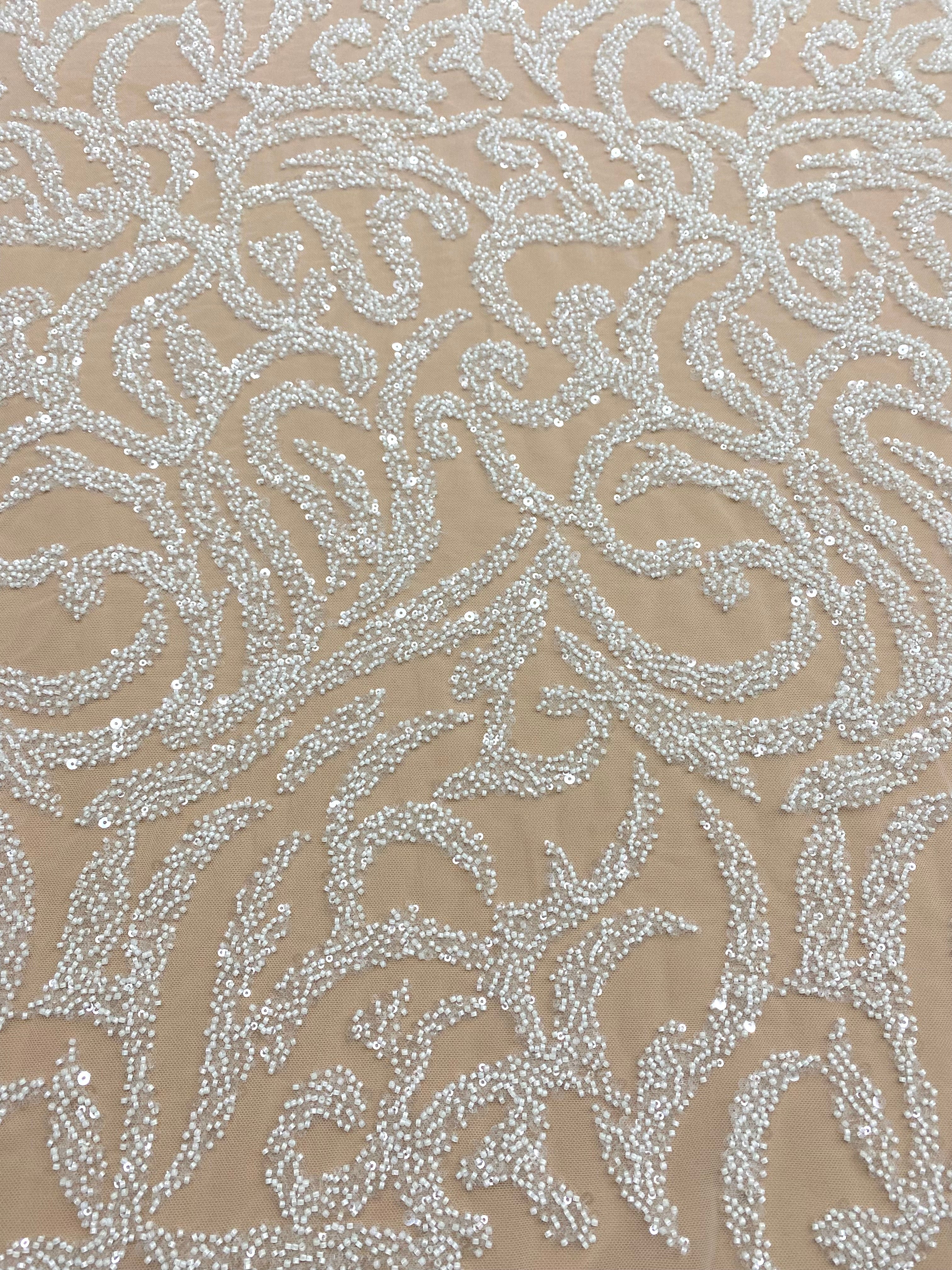 Dantela Couture Ivory geometriai mintával, gyöngyökkel és flitterekkel