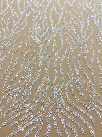 Dantela Couture Ivory cu Tulle Nude cu Siraguri, cu Margele si Paiete