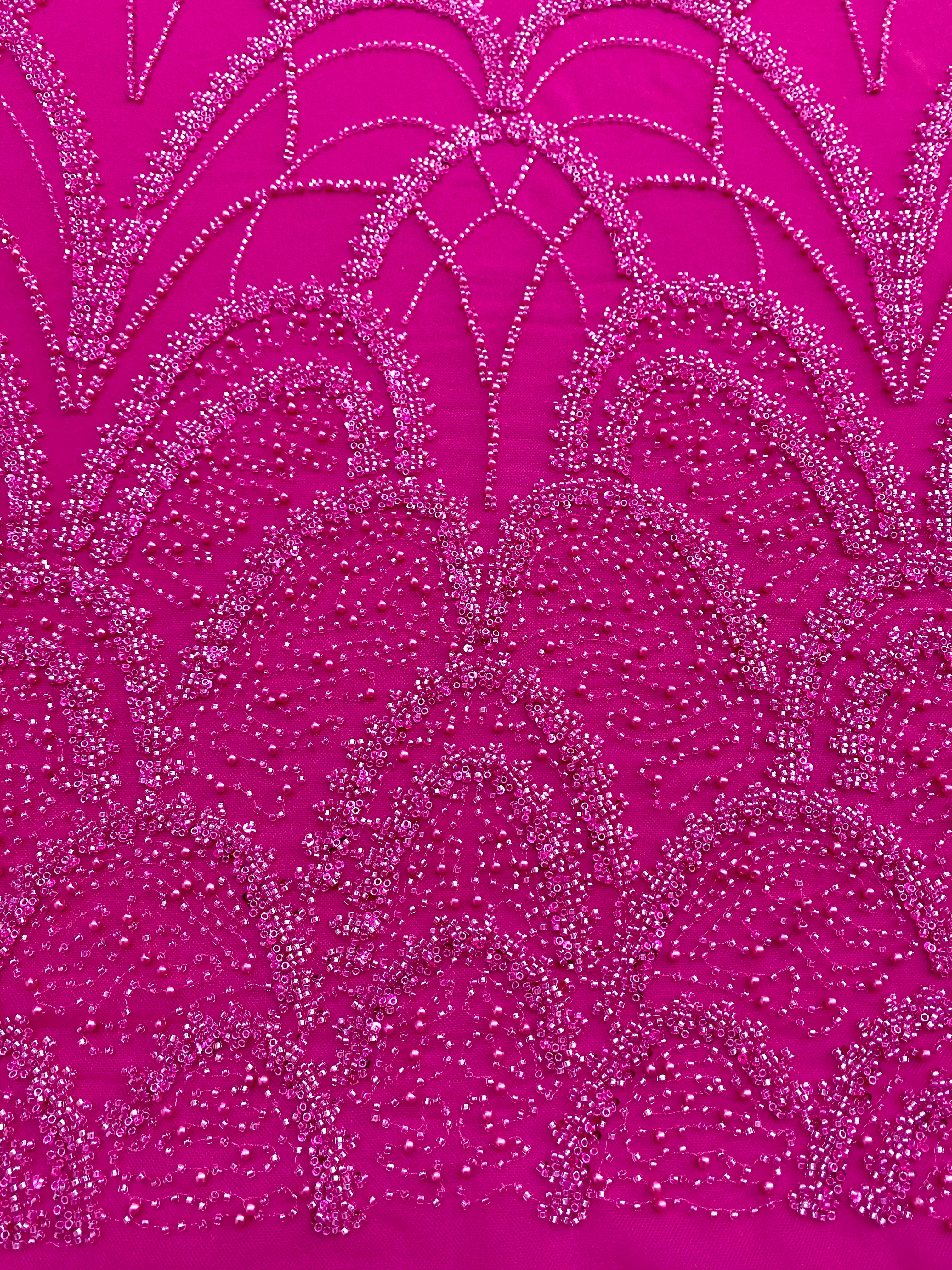 Dantela Couture Fucsia cu Model Geometric, cu Perle, Margele si Paiete