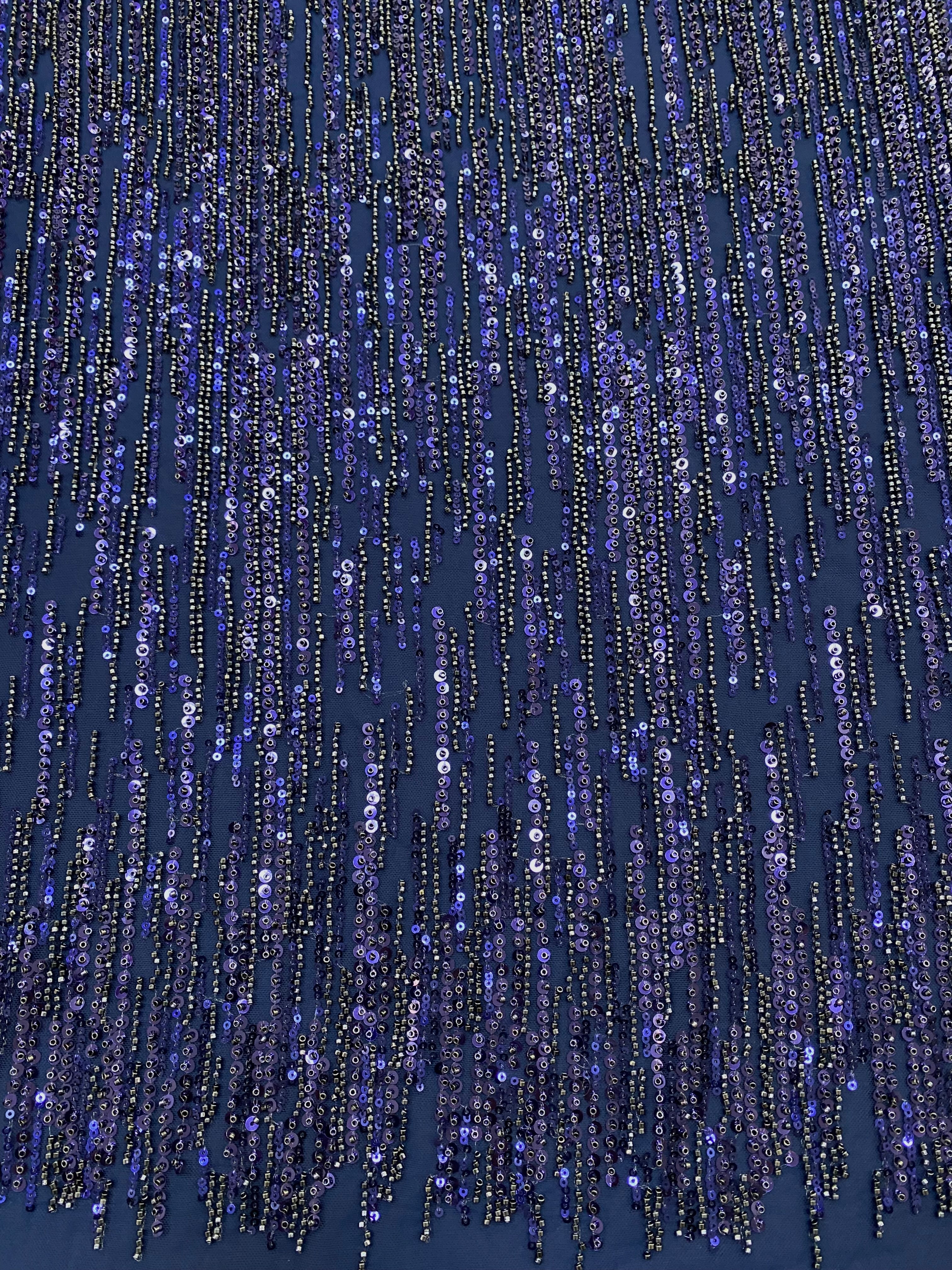 Dantela Couture Bleumarin cu Model Liniar, cu Margele si Paiete