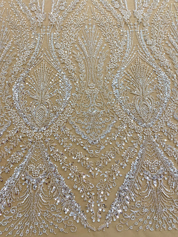 Dantela Couture Argintie pe Tulle Nude cu Model Geometric, cu Perle, Margele si Paiete