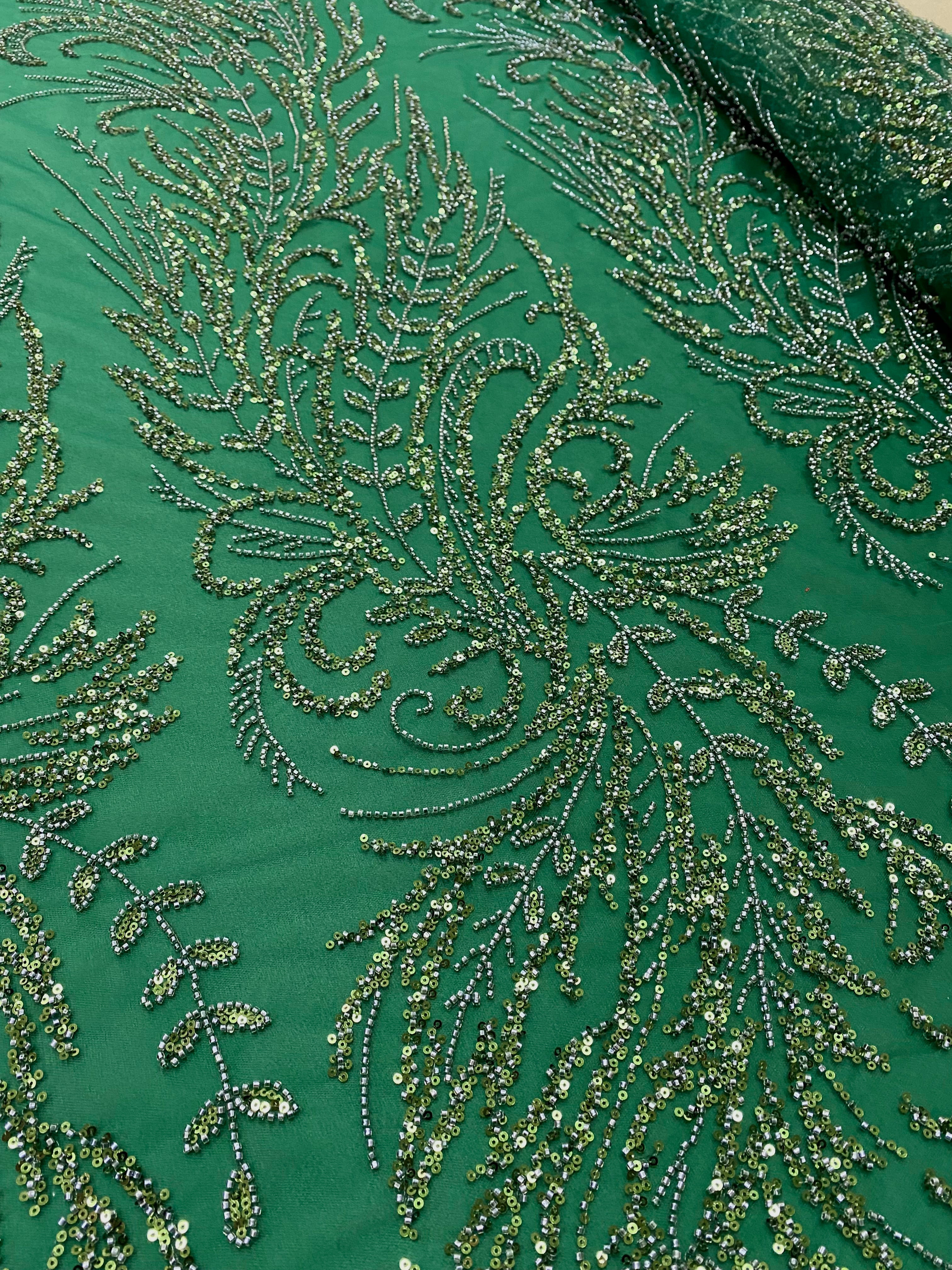 Dantela Couture Smaragdzöld virágmintával, gyöngyökkel és flitterekkel
