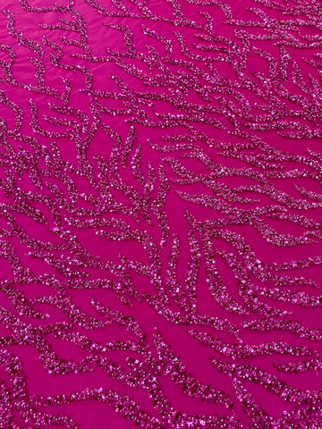 Dantela Couture Fucsia gyöngyökkel és flitterekkel, szálakkal