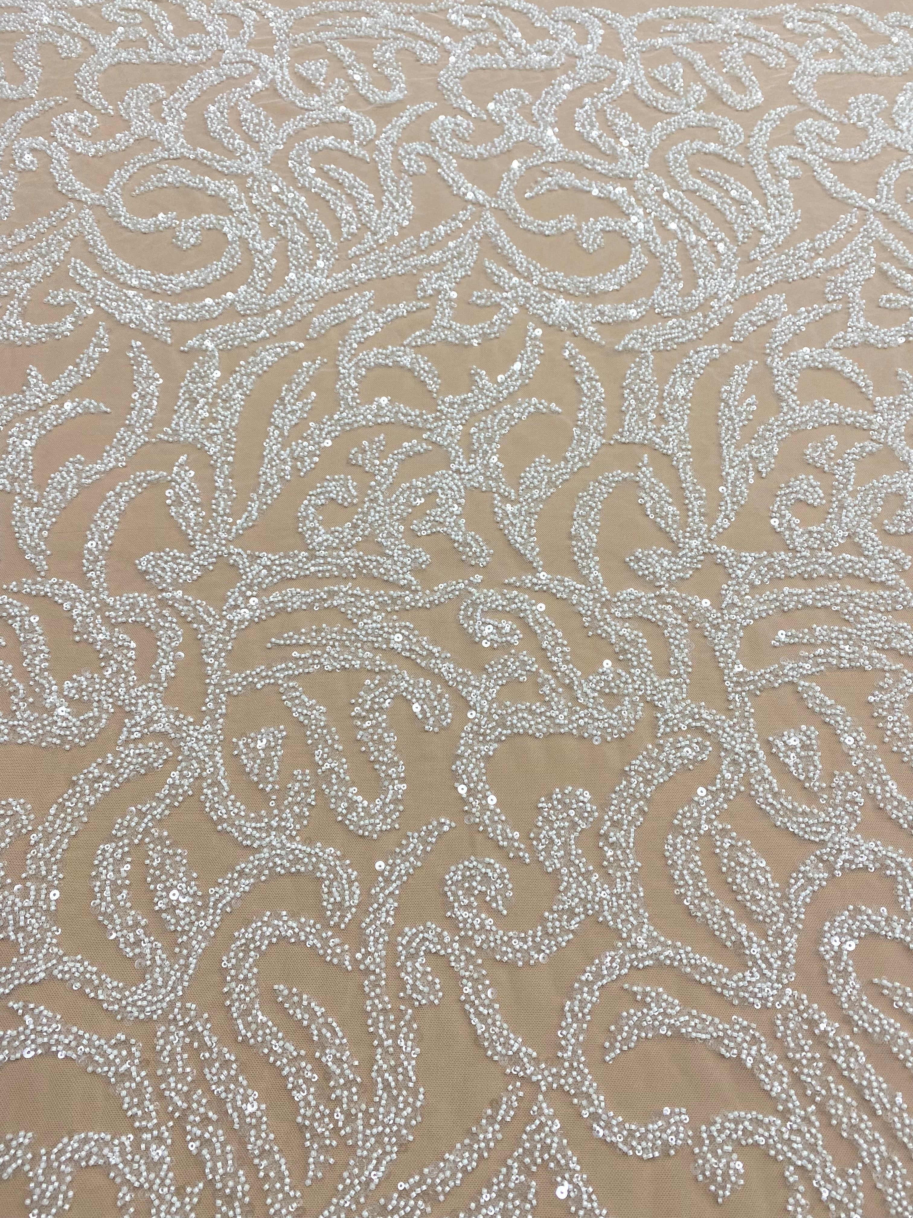 Dantela Couture Ivory geometriai mintával, gyöngyökkel és flitterekkel