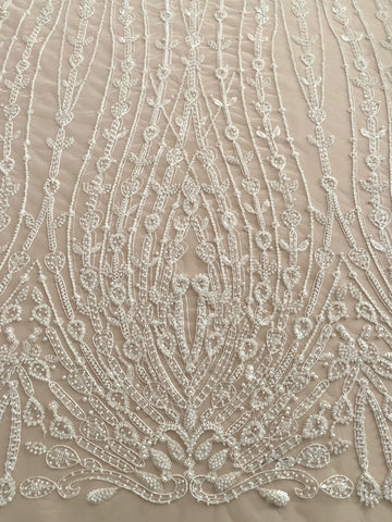 Dantela Couture Ivory geometriai mintával, gyöngyökkel, gyöngyöcskékkel és flitterekkel