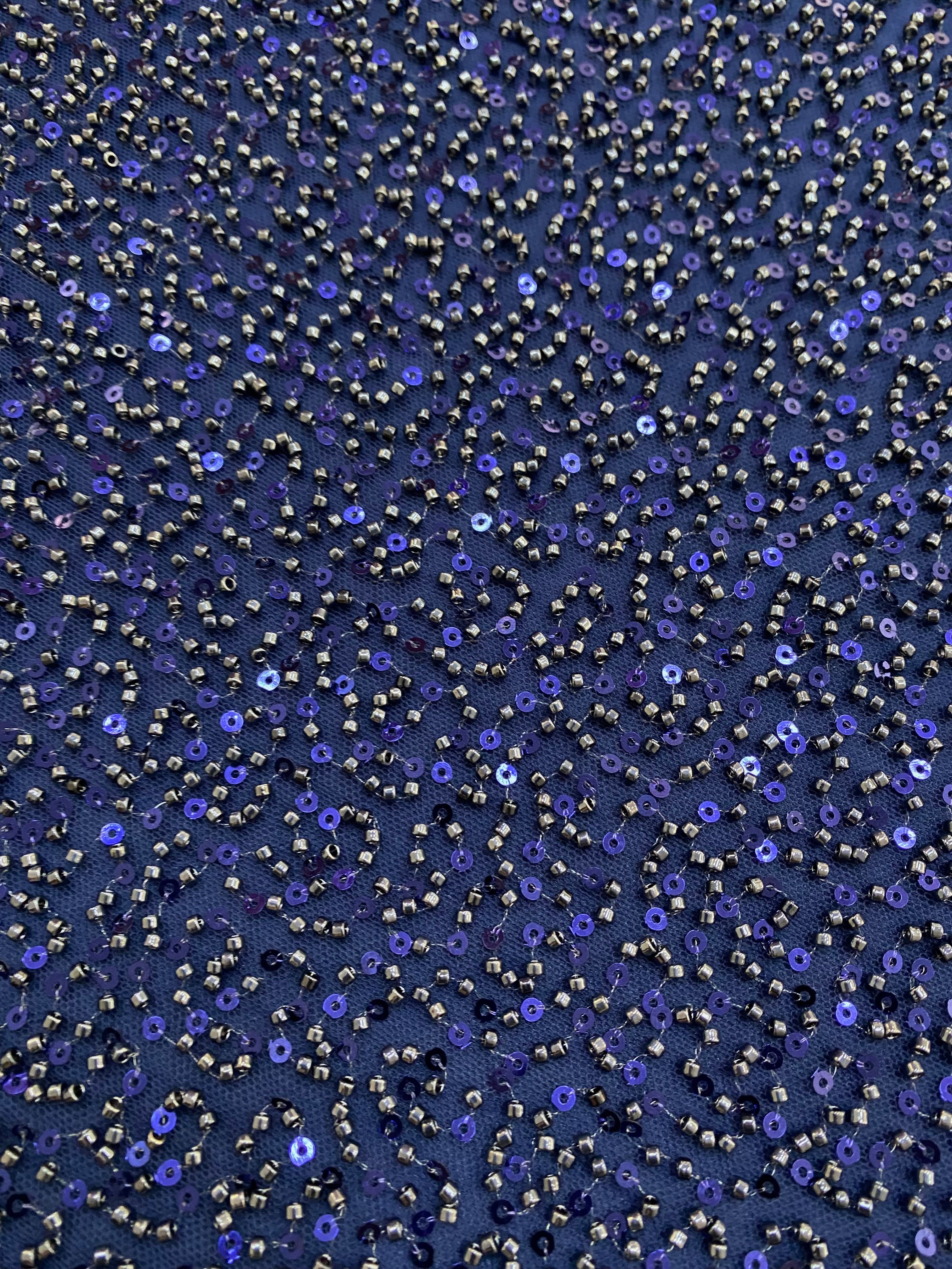 Dantela Couture Tengerészkék Általános Mintával, Gyöngyökkel és Flitterekkel