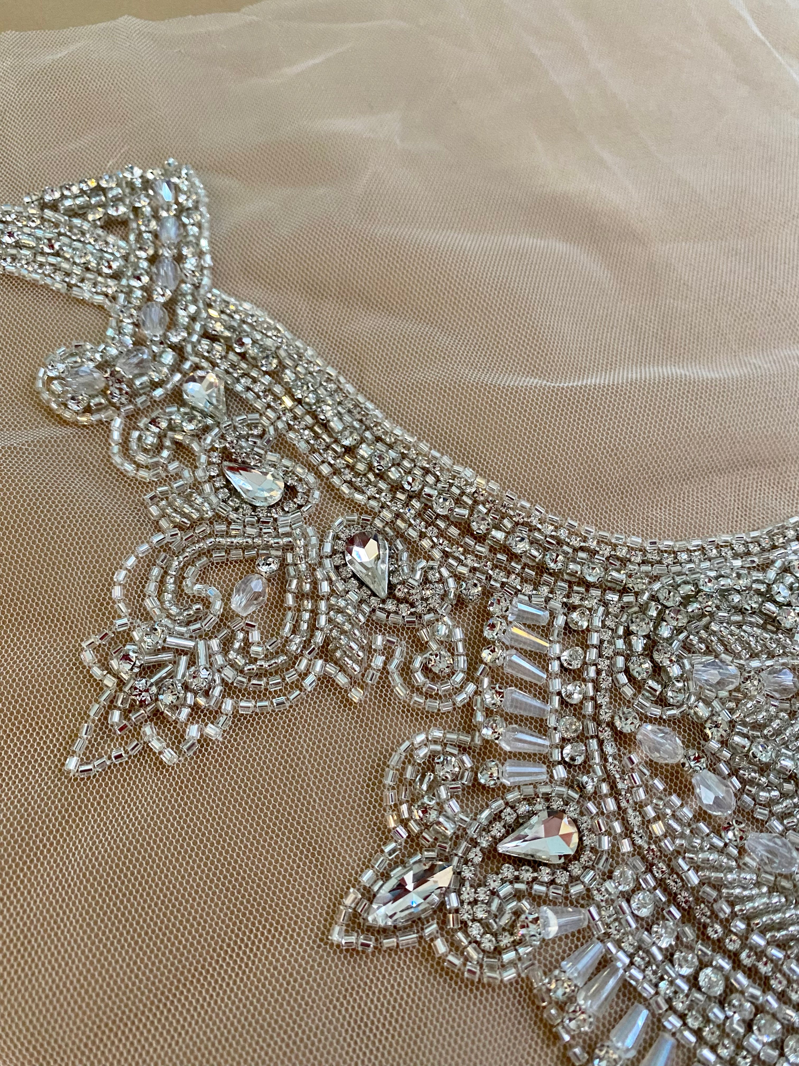 Ezüst Haute Couture panel