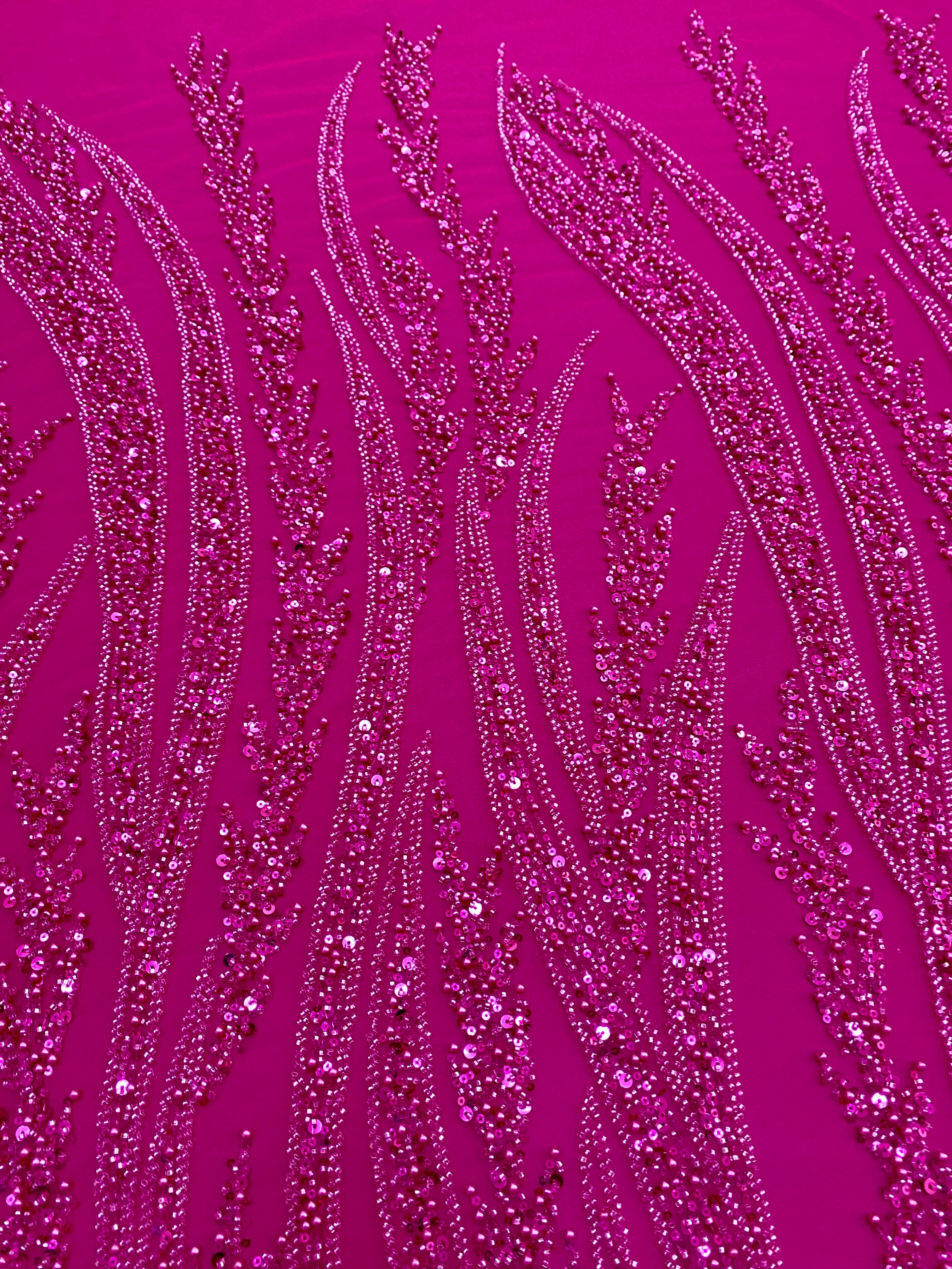 Dantela Couture Fucsia gyöngyökkel, gyöngyökkel és flitterekkel díszített panellel