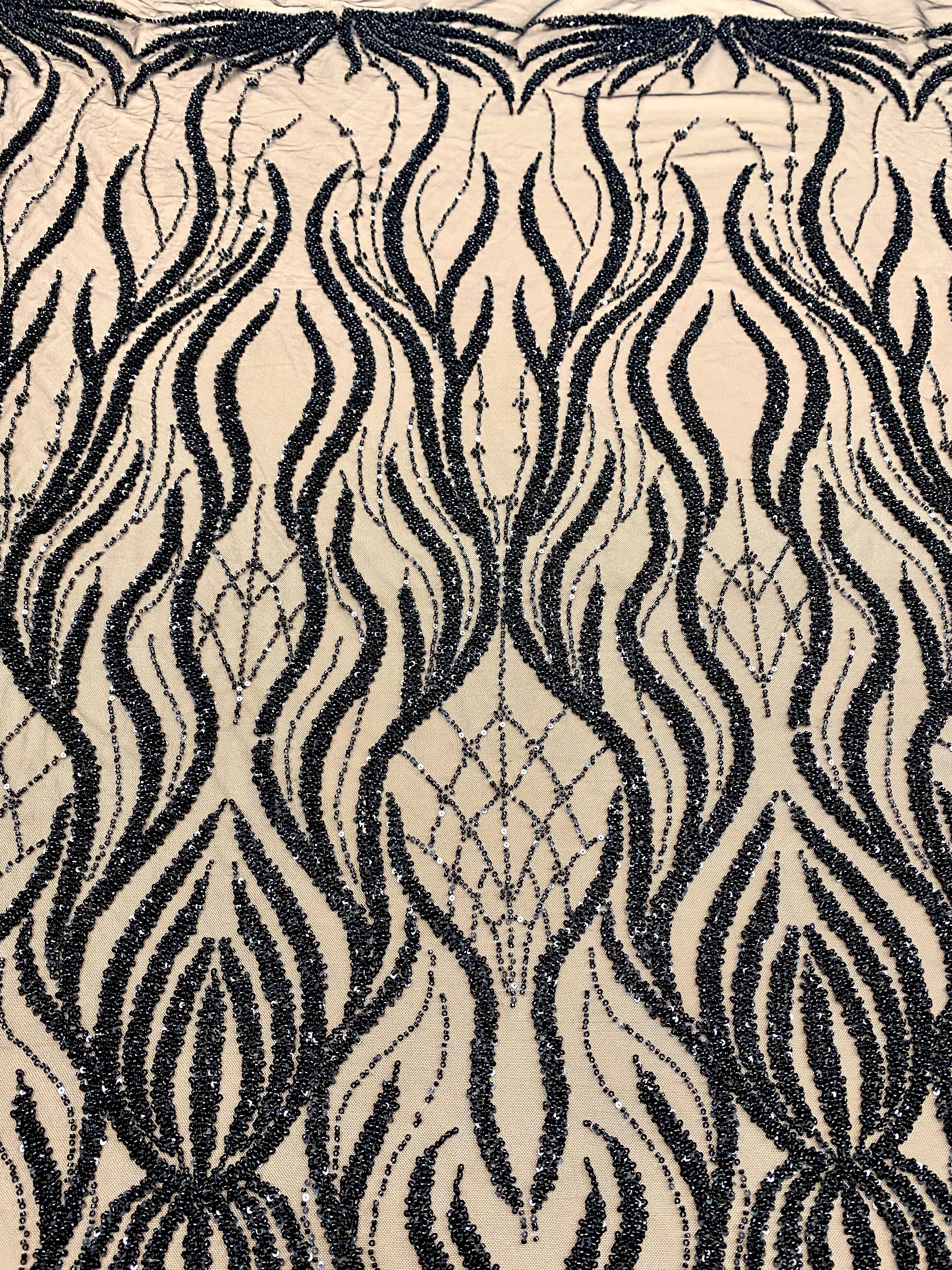 Dantela Couture Neagra cu Model Geometric, cu Margele si Paiete