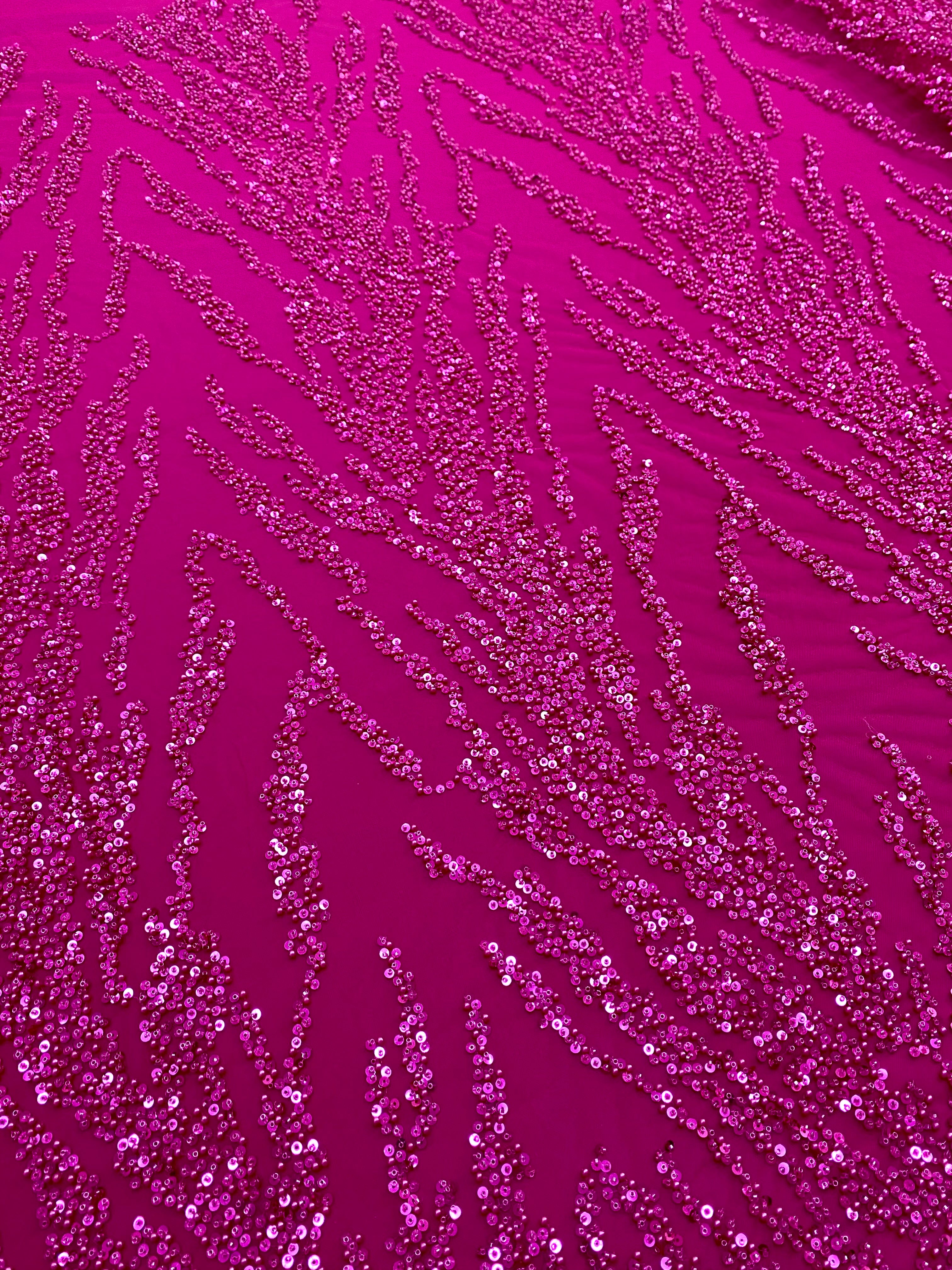 Dantela Couture Fucsia gyöngyökkel, gyöngyökkel és flitterekkel