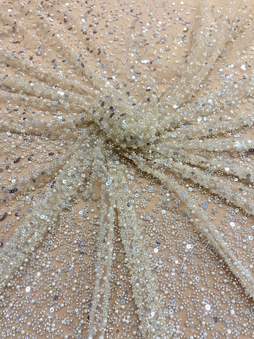 Dantela Couture Argintie pe Tulle Nude in Degrade, cu Perle, Margele si Paiete