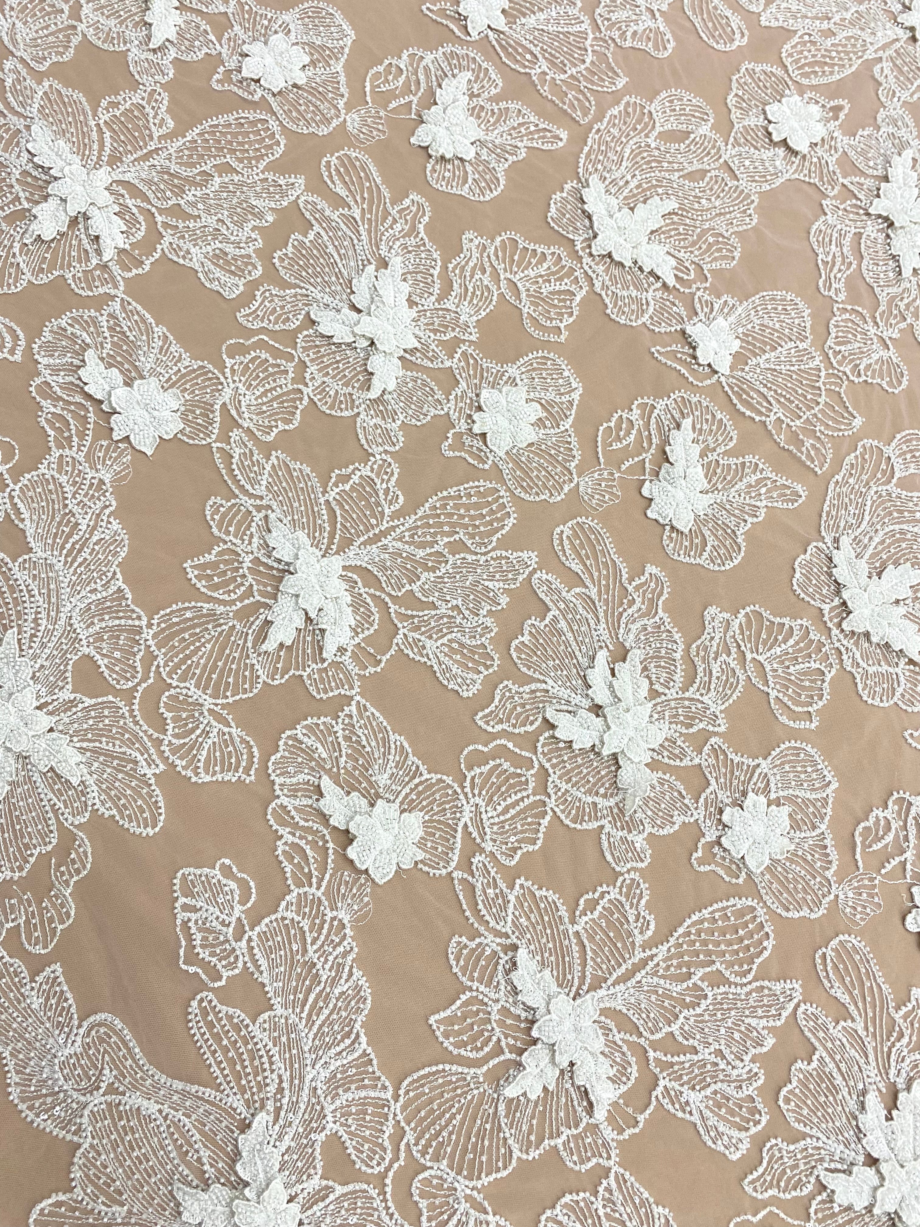 Dantela Couture 3D cu Flori Ivory, cu Margele si Paiete