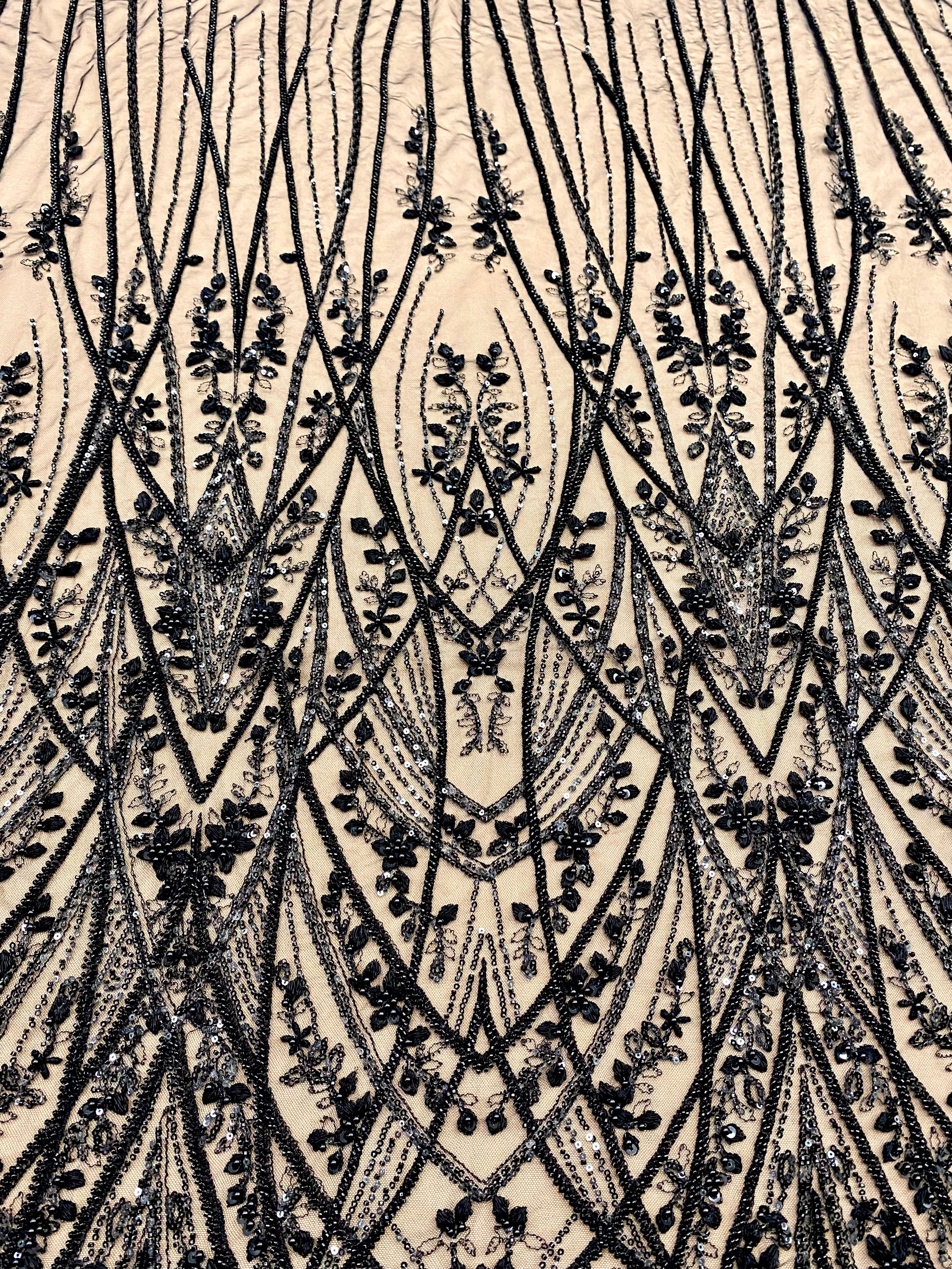 Dantela Couture Neagra cu Model Geometric, cu Perle, Margele si Paiete