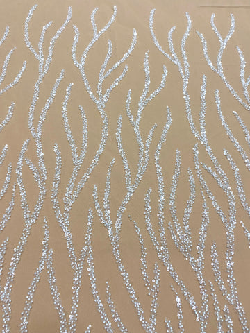 Dantela Couture Ivory cu Tulle Nude cu Siraguri, cu Margele si Paiete