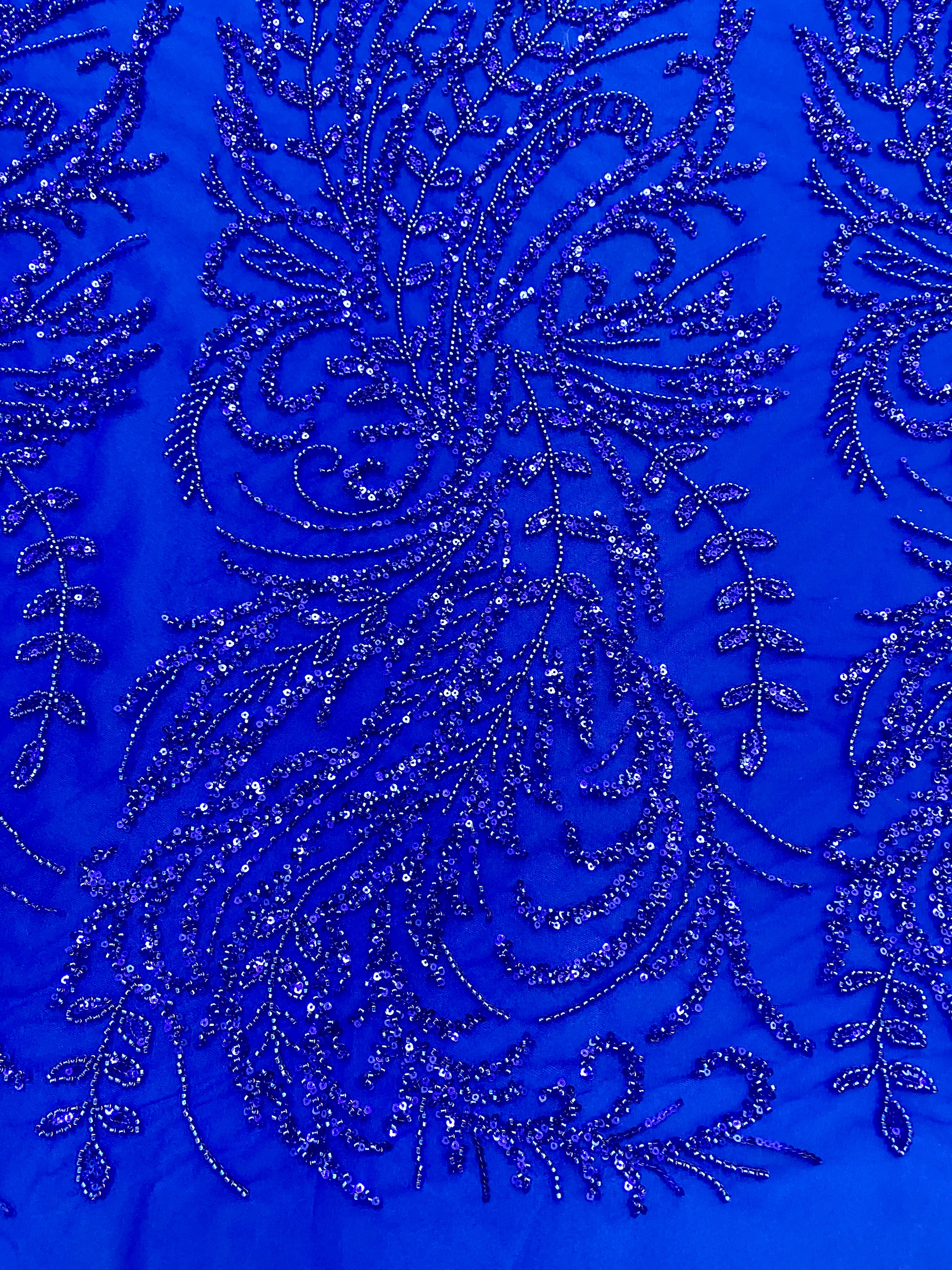 Dantela Couture Királyi Kék virágmintával, gyöngyökkel és flitterekkel