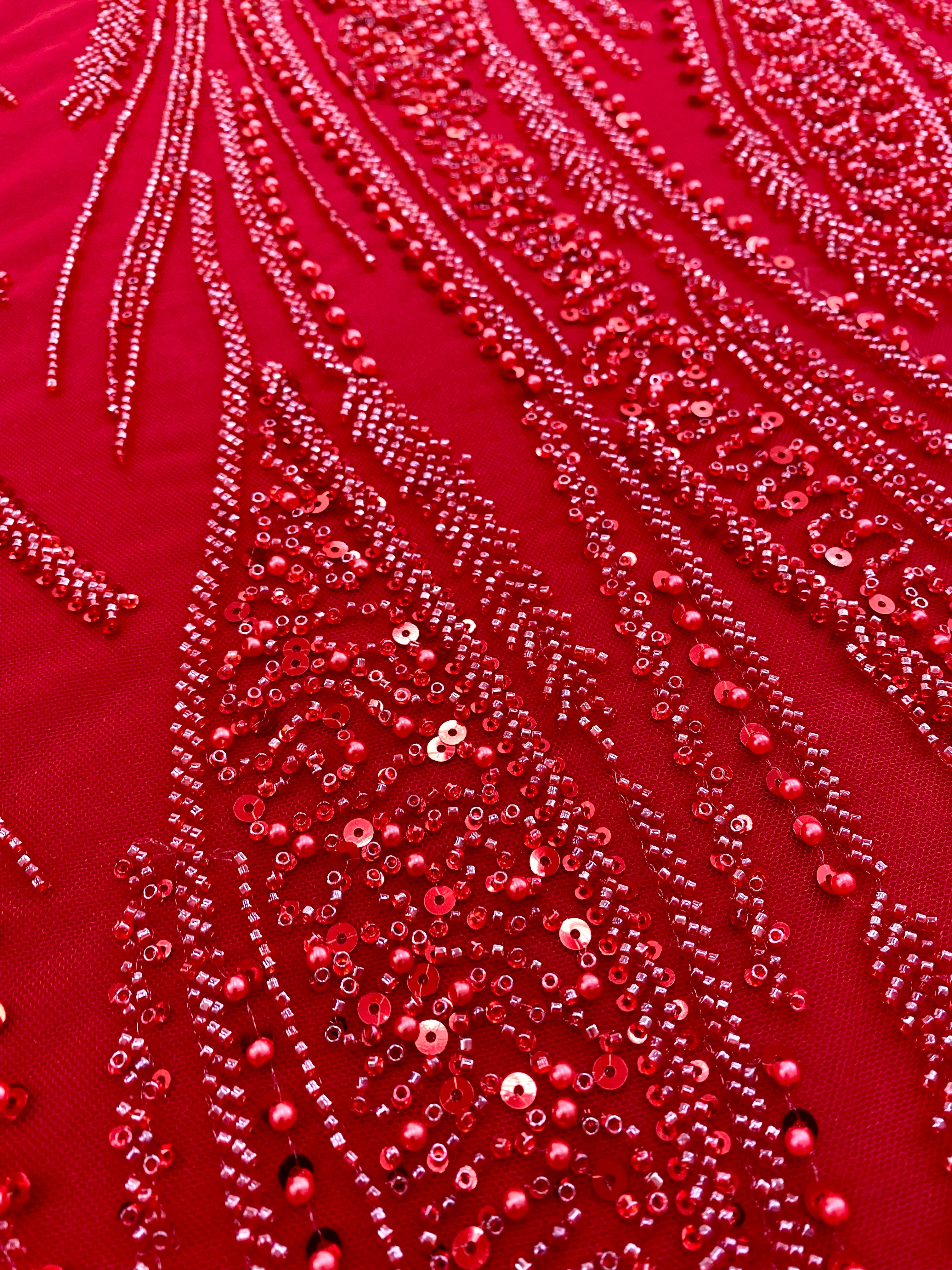 Piros Couture csipke geometriai mintával, gyöngyökkel, gyöngyöcskékkel és flitterekkel