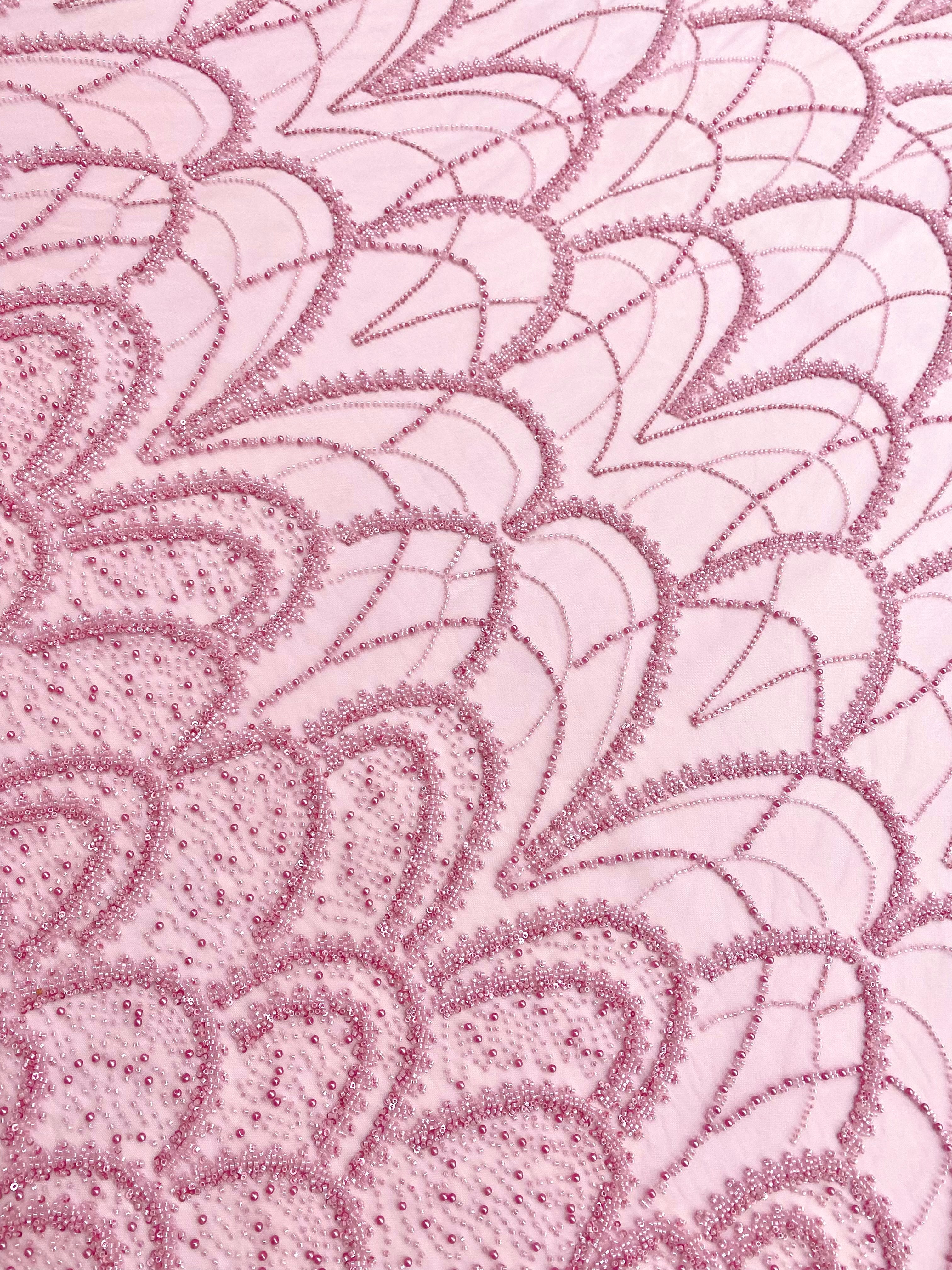Dantela Couture Roz cu Model Geometric, cu Perle, Margele si Paiete