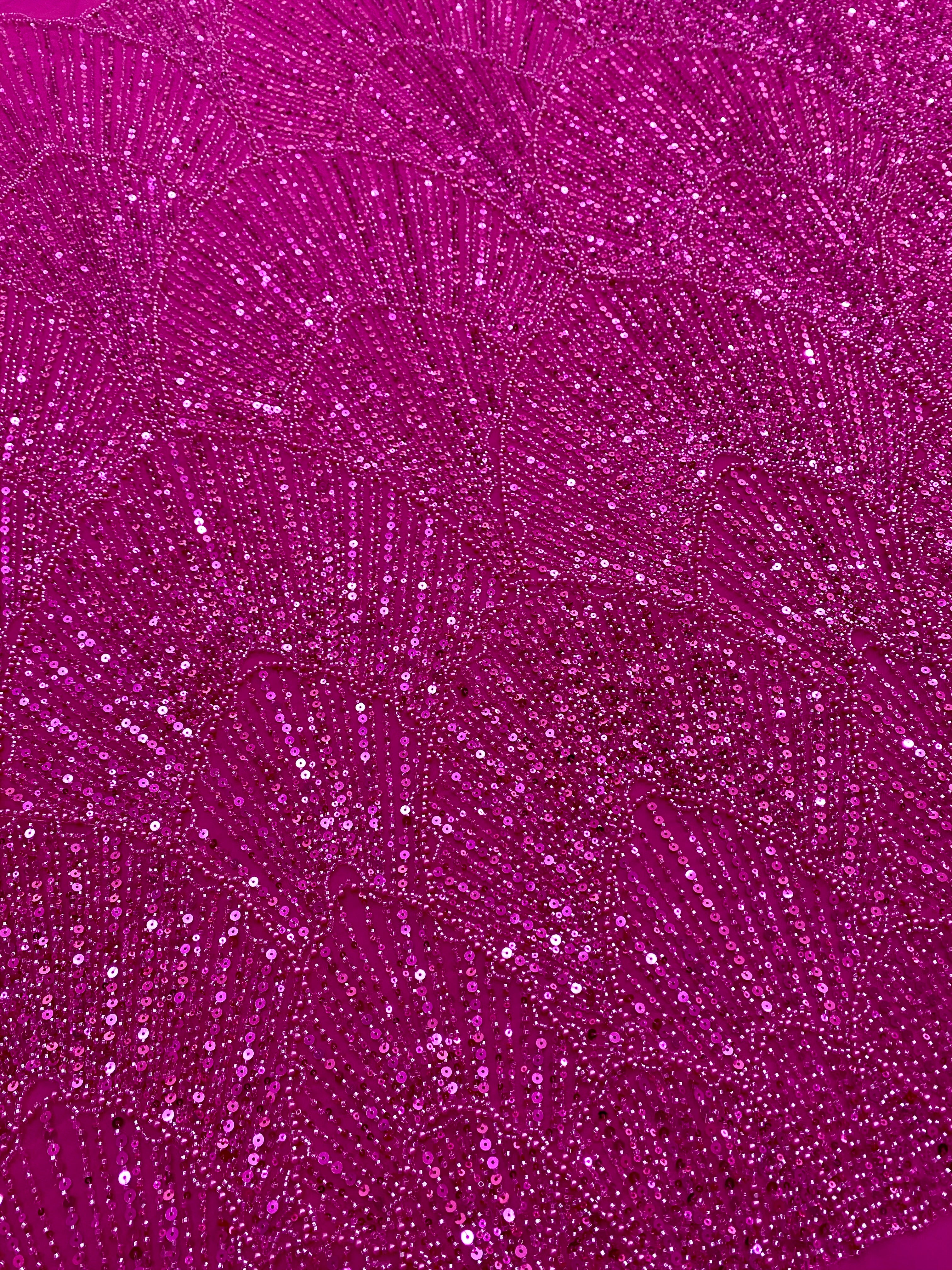 Dantela Couture Fucsia geometriai mintával, gyöngyökkel, gyöngyöcskékkel és flitterekkel