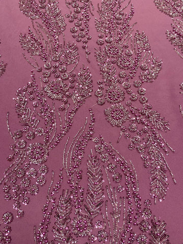 Dantela Couture Magenta virágmintával, gyöngyökkel, gyöngyöcskékkel és flitterekkel
