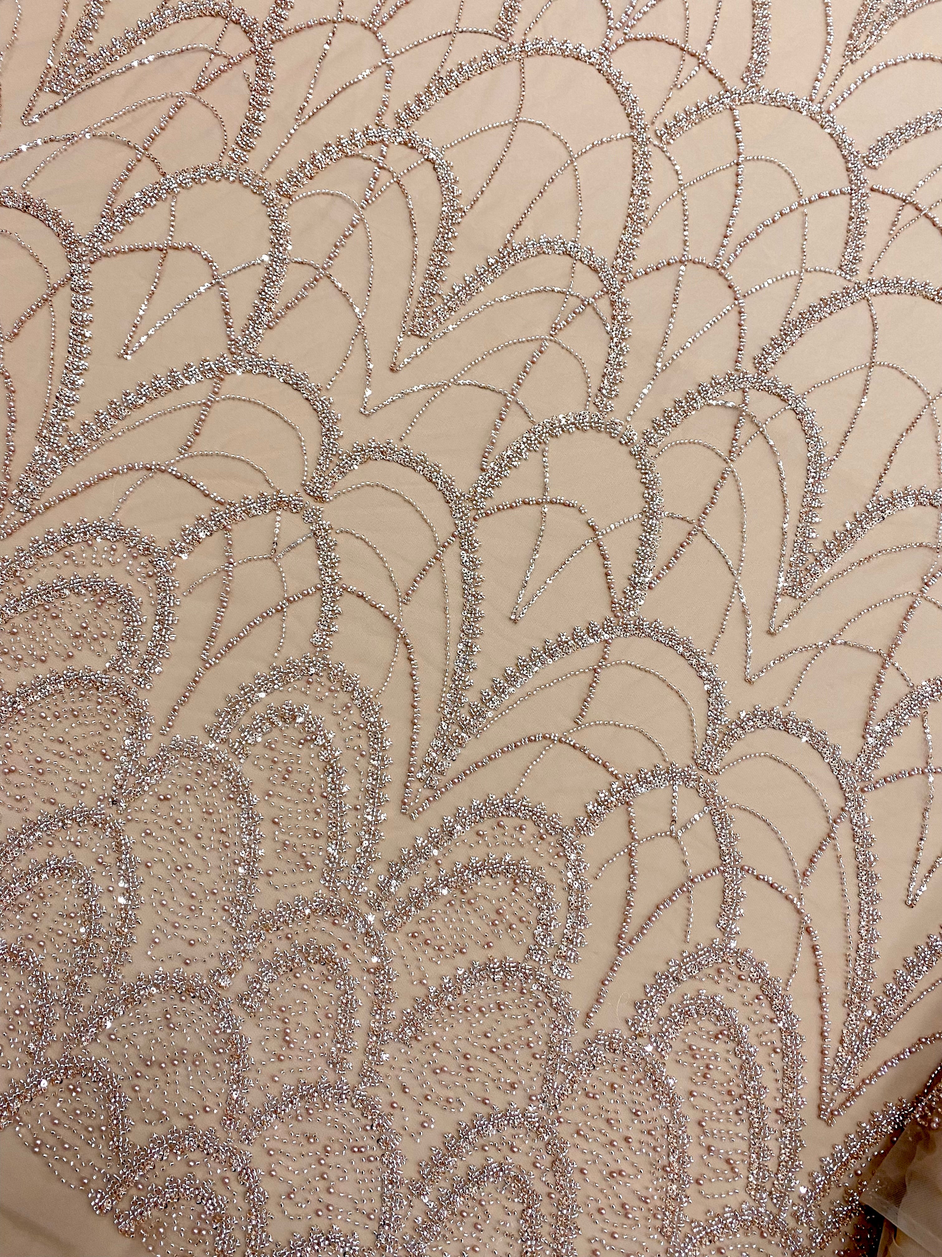 Dantela Couture Auriu Rose cu Model Geometric, cu Perle, Margele si Paiete