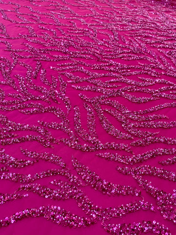 Dantela Couture Fucsia gyöngyökkel és flitterekkel, szálakkal
