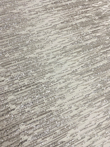 Dantela Couture Argintie pe Tulle Ivory cu Model Liniar, cu Margele si Paiete