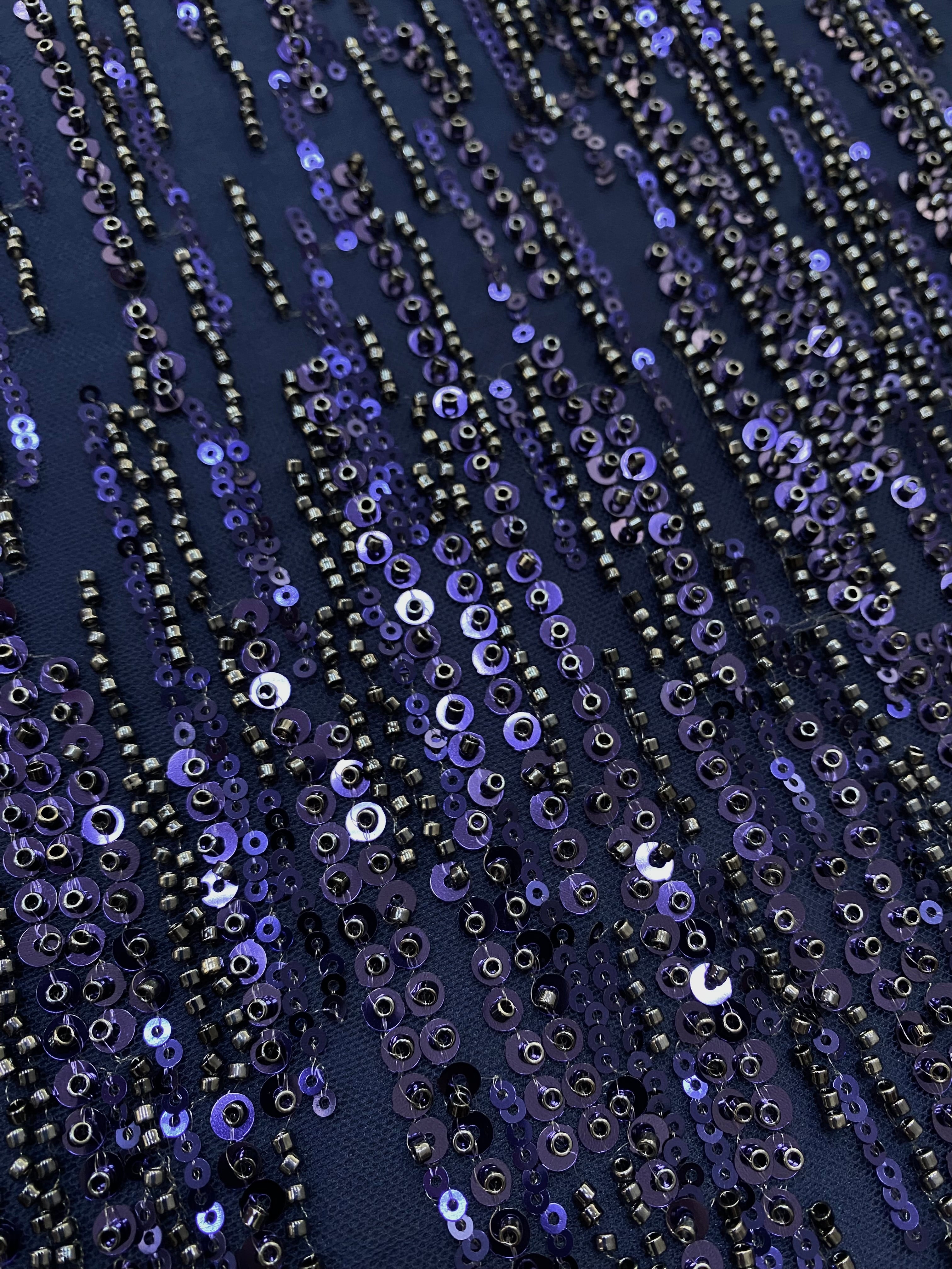 Dantela Couture Bleumarin cu Model Liniar, cu Margele si Paiete