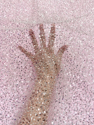 Dantela Couture Argintie pe Tulle Roz cu Model General, cu Margele si Paiete