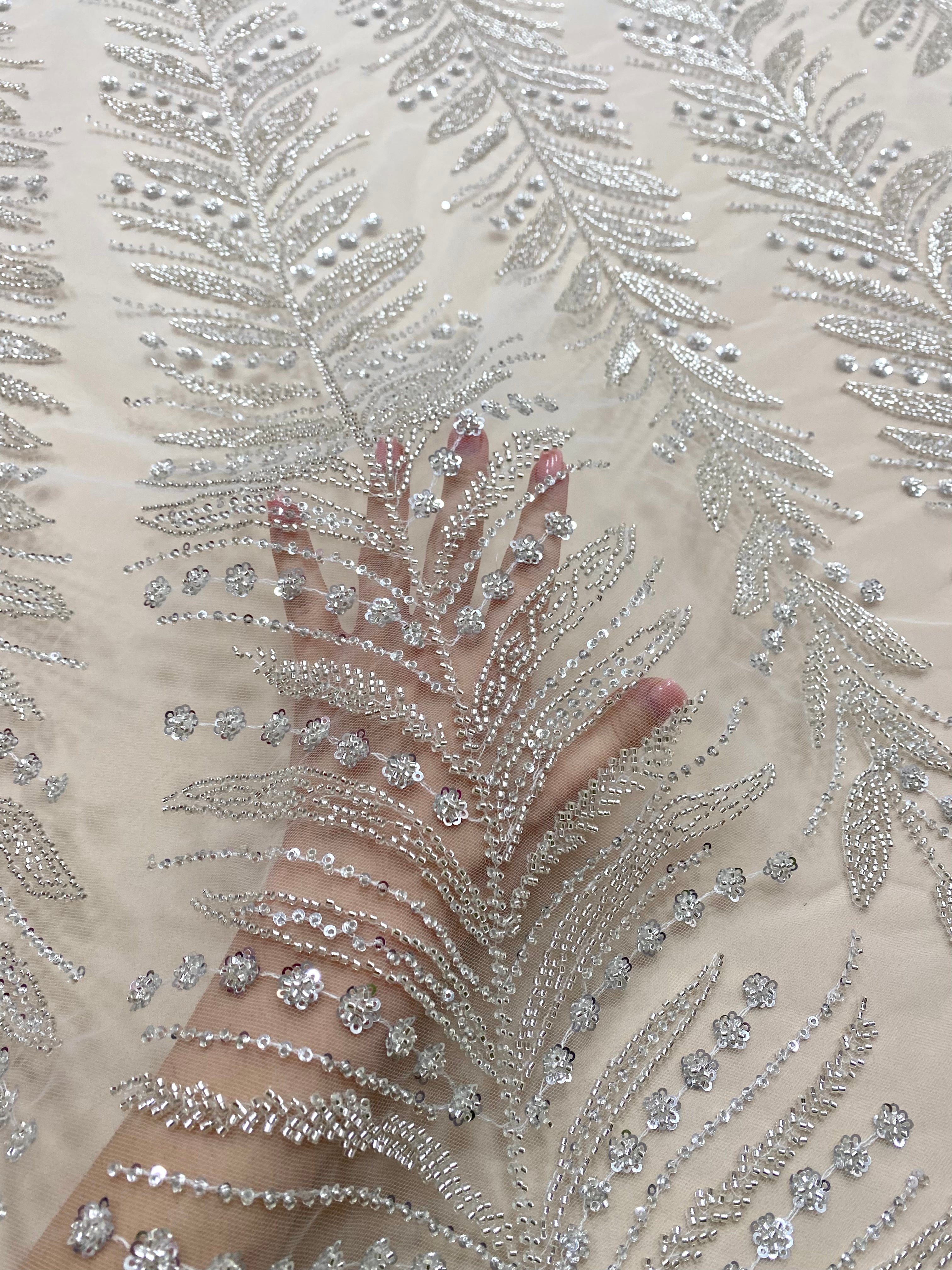 Dantela Couture Argintie cu Crengi, cu Margele si Paiete