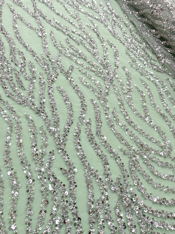 Dantela Couture Argintie pe Tulle Verde Menta cu Siraguri, cu Margele si Paiete