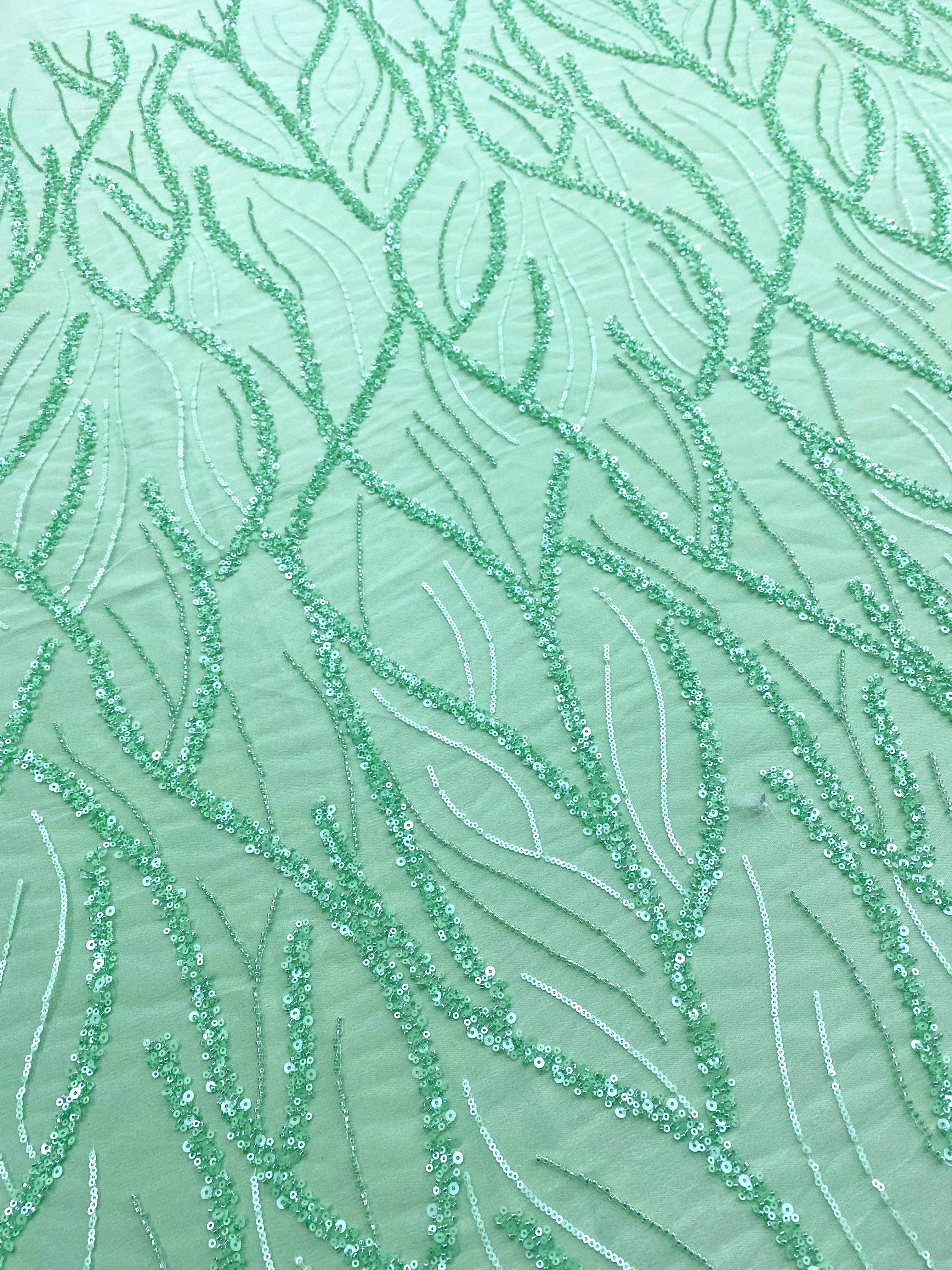 Dantela Couture Verde Menta cu Siraguri, cu Margele si Paiete