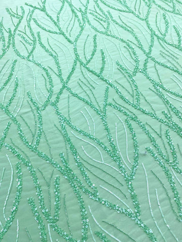 Dantela Couture Verde Menta cu Siraguri, cu Margele si Paiete