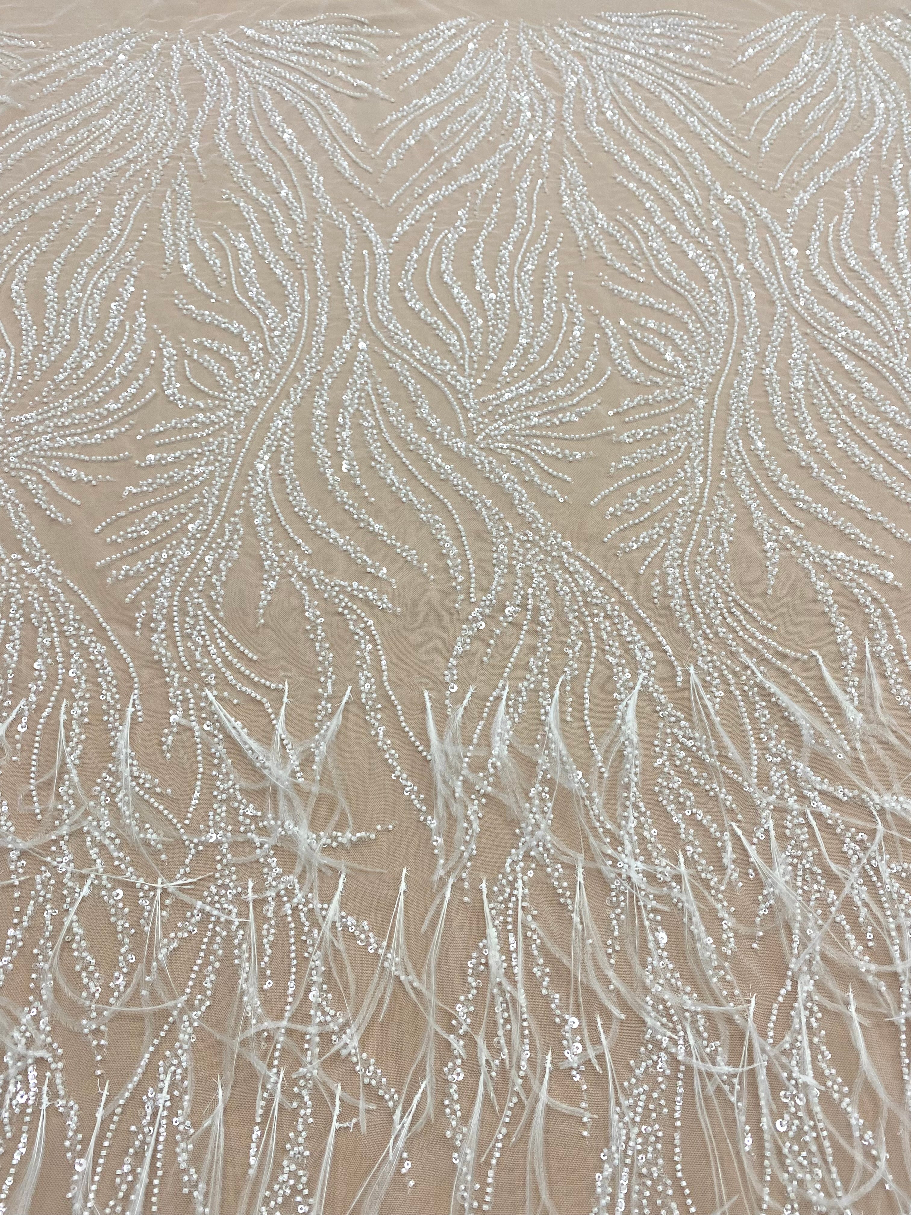 Dantela Couture Ivory cu Pene de Strut, cu Siraguri, cu Margele si Paiete