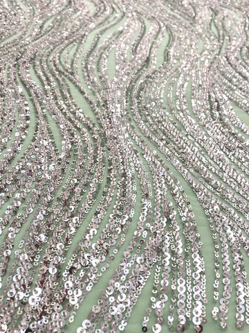Dantela Couture Argintie pe Tulle Verde Menta cu Model Liniar, cu Margele si Paiete