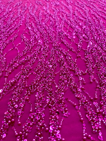 Dantela Couture Fucsia gyöngysorokkal, gyöngyökkel és flitterekkel